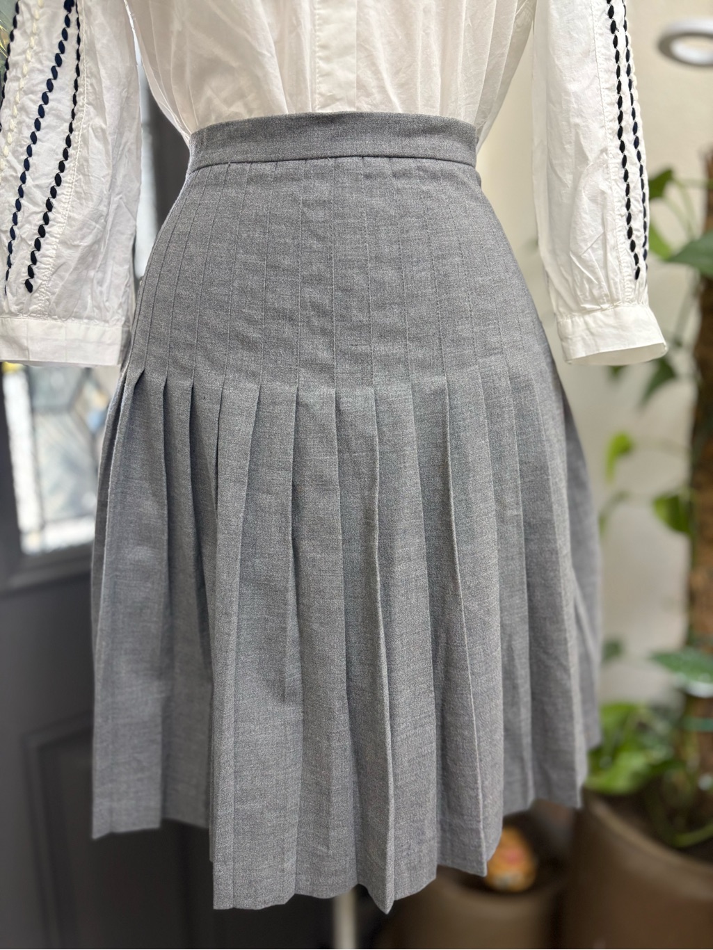 Vintage Sigrid Olsen Sport Classic Gray Pleated Skirt